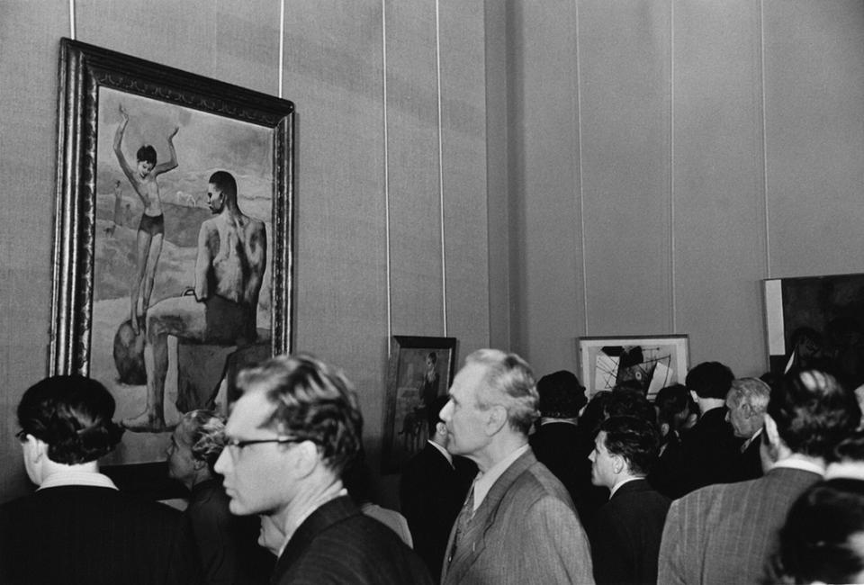 Выставка Пабло Пикассо в ГМИИ им. Пушкина, осень 1956. Источник: https://russiainphoto.ru/photos/70401/